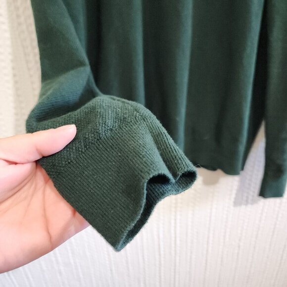 Michael Kors Men's Dark Green Long Sleeve Light Weight Sweater Size Medium - Picture 9 of 10